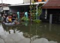 Basarnas Sebar Enam Tim Evakuasi Korban Banjir di Sulsel