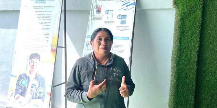 Gunakan Aplikasi Mobile JKN,Rufina Akui Kemudahan Akses Dalam Genggaman