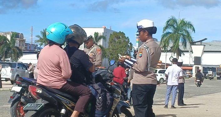 Hampir 70 kendaraan Terjaring Razia di Operasi Keselamatan Dofior 2025,Ingat Tidak Memiliki SIM Denda 1 Juta Rupiah