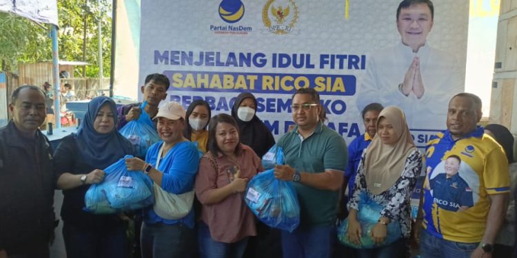 Ribuan Paket Bapok Dibagikan Bagi Kaum Dhuafa, Ini Pesan Rico Sia Kepada Warga Jelang Idul Fitri 1446 H