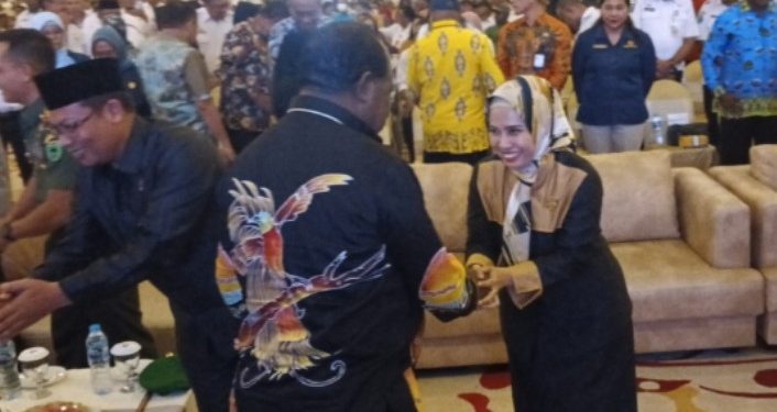 Beri Apresiasi,Ketua DPRK Sorong Sementara Yuanis Tri Setyo Utami Ucapkan Johny Kamuru -Ahmad Sutedjo Kini Milik Masyarakat Kabupaten Sorong