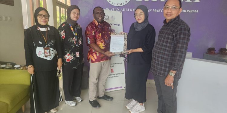 Demi Perluas Pelayanan Profesi ke Masyarakat Ismail Obure Ditunjuk Sebagai Ketua Karateker IAKMI Papua Barat Daya