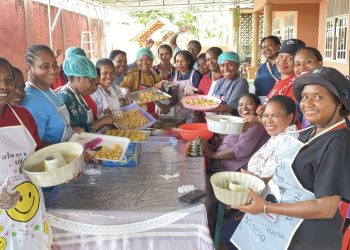 Perempuan Moi Belajar Tata Boga, Dorong Kemandirian Ekonomi Lewat Kue Tradisional dan Modern
