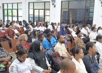 Menuju Daerah Ramah Anak, Pemkab Sorong Kumpulkan 150 Guru dan Siswa dalam Sosialisasi SRA