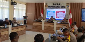 Negara Rugi Rp 715 Juta, 5 Tersangka Dijerat Korupsi Seragam DPR Papua Barat Daya. 