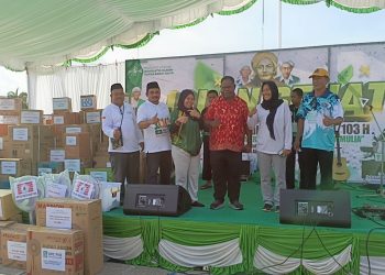 Harlah NU ke-100, Gubernur Elisa Kambu Hadiahkan Dua Paket Umrah