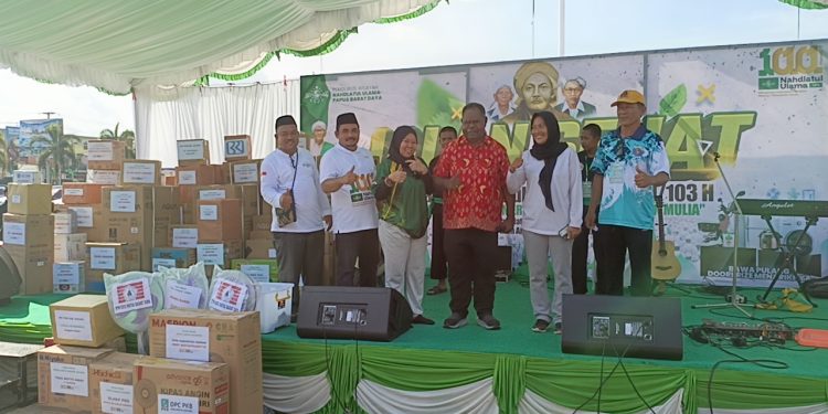 Harlah NU ke-100, Gubernur Elisa Kambu Hadiahkan Dua Paket Umrah